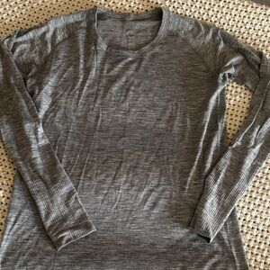 Lululemon swiftly Gray Long Sleeve Top
